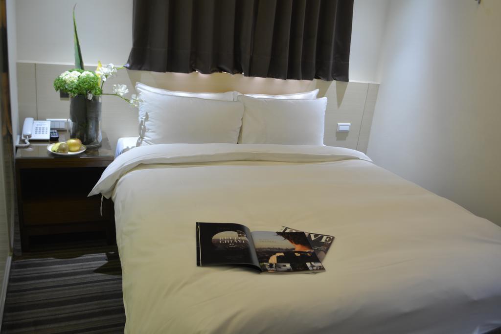 De Reve Express Hotel Chiayi Exterior foto