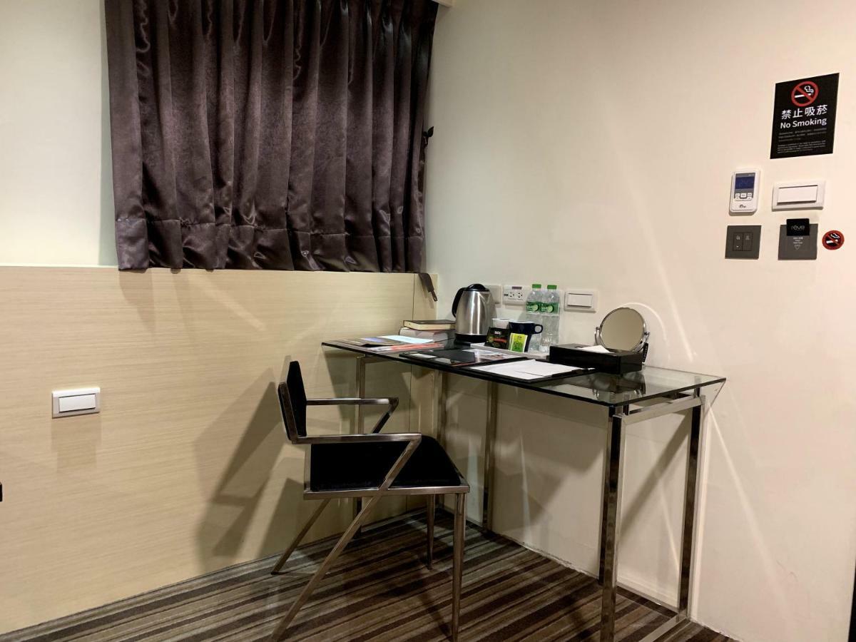 De Reve Express Hotel Chiayi Exterior foto